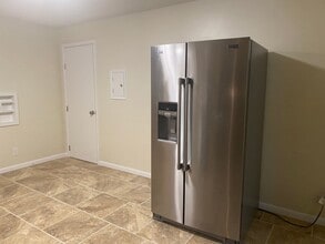 1024 North Rd SE in Warren, OH - Building Photo - Building Photo