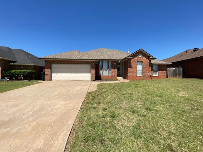property at 5524 Woodmont Dr