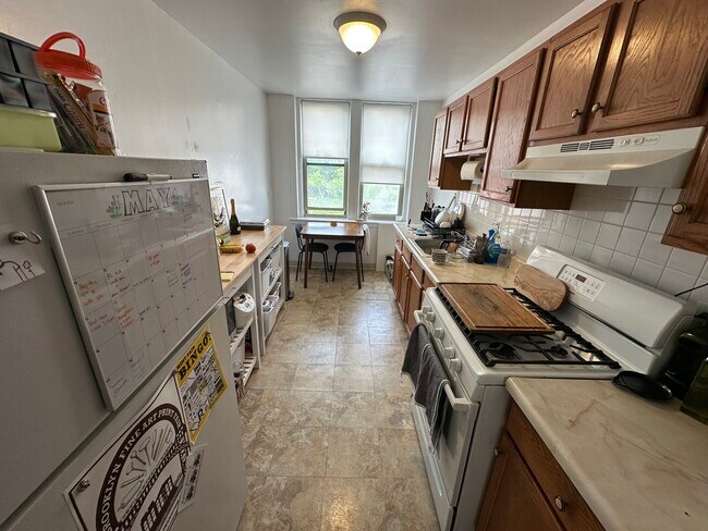 20 Colborne Rd, Unit 3 in Boston, MA - Foto de edificio - Building Photo