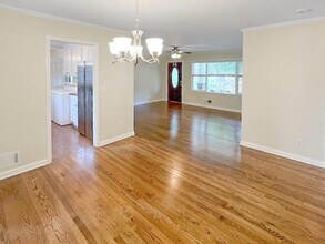 2711 Fairlane Dr in Doraville, GA - Building Photo - Building Photo