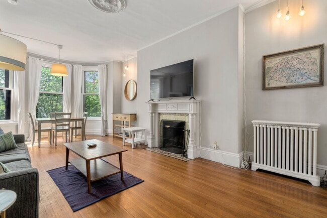 375 Commonwealth Ave, Unit 31 in Boston, MA - Building Photo - Building Photo