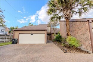 4902 Saratoga Blvd in Corpus Christi, TX - Building Photo
