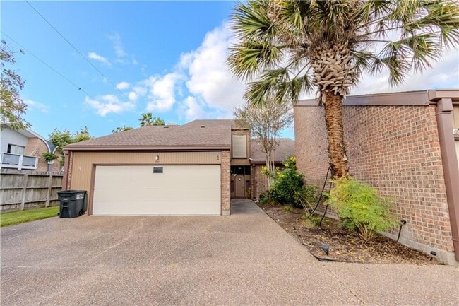property at 4902 Saratoga Blvd