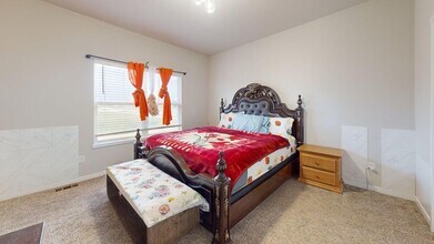 3030 NW Westwood St in Ankeny, IA - Building Photo - Building Photo