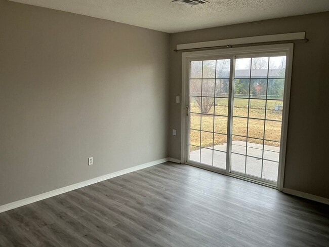 628 SW 12th St in Moore, OK - Building Photo - Building Photo