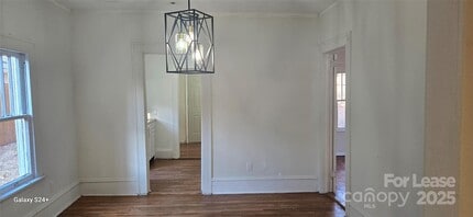 244 W Kingston Ave in Charlotte, NC - Building Photo - Building Photo