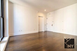 15 Park Row in New York, NY - Building Photo - Building Photo