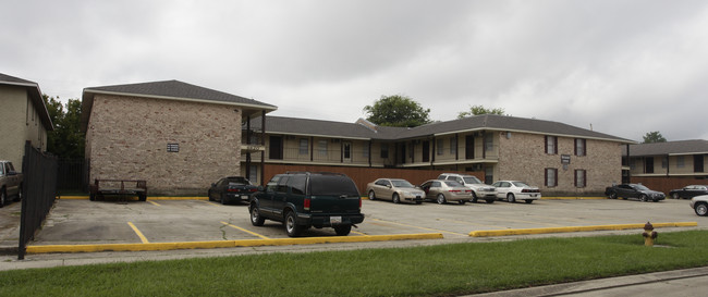 Hickory Lodge in Baton Rouge, LA - Building Photo - Building Photo