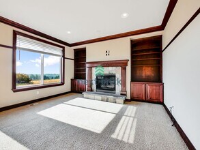 27749 254th Way SE in Maple Valley, WA - Building Photo - Building Photo