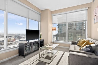 211-213 13 Ave SE in Calgary, AB - Building Photo - Building Photo