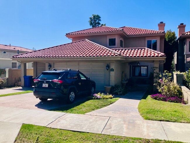 property at 605 Elvira Ave