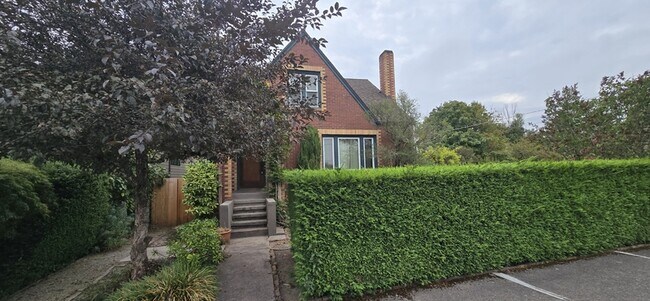 property at 3622 13th Ave S