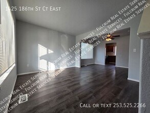 1425 186th St Ct E in Spanaway, WA - Building Photo - Building Photo