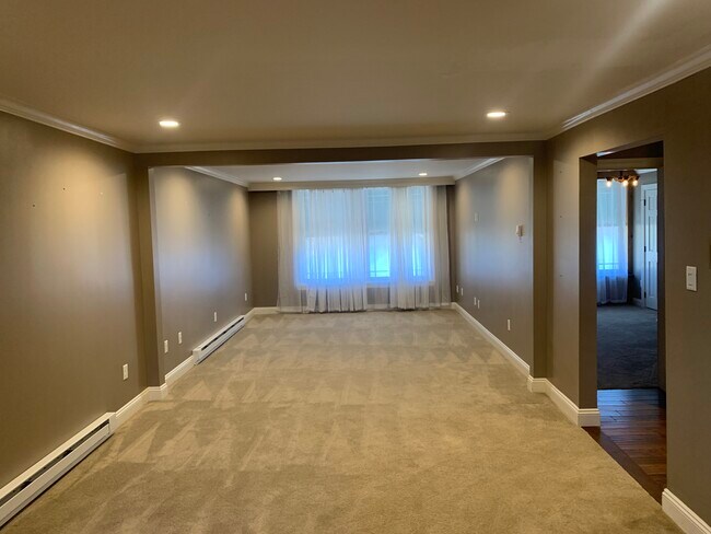 91 Park St, Unit Gorgeous Apartment photo'