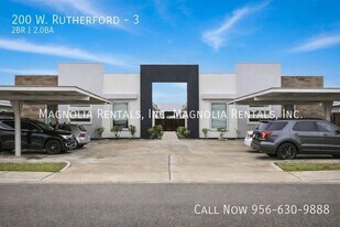 200 W Rutherford Ave, Unit 3 in Edinburg, TX - Building Photo