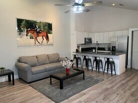 1339 Periwinkle Pl in Wellington, FL - Building Photo