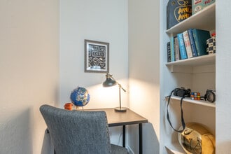 The Edge at Mt. Shadows in Colorado Springs, CO - Building Photo - Interior Photo