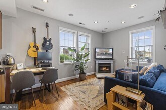 410 15th St NE in Washington, DC - Building Photo - Building Photo