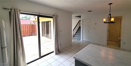 12348 Woodrose Ct in Ft. Myers, FL - Building Photo - Building Photo