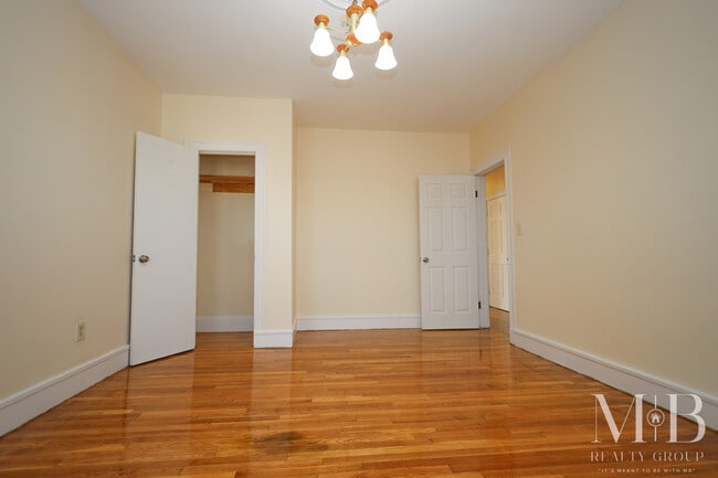 110 Murdock St, Unit 3 in Boston, MA - Building Photo - Building Photo