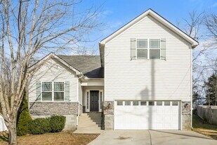 1713 Porchrest Way in Nashville, TN - Building Photo