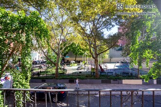 209 Mulberry St in New York, NY - Building Photo - Building Photo