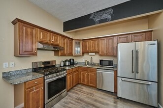 34 Greenleaf St in Malden, MA - Building Photo - Building Photo