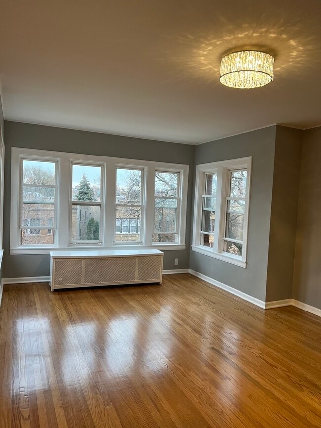 6134 N Campbell Ave, Unit 3 in Chicago, IL - Building Photo - Building Photo