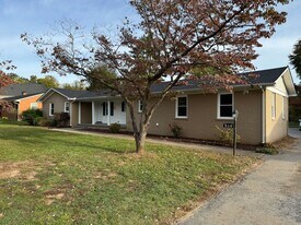 516 Claremoor Ave in Bowling Green, KY - Building Photo