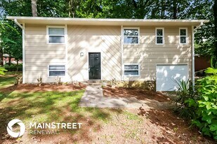 2412 Fairway Ct SW in Atlanta, GA - Building Photo