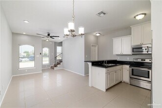 11 Taxco Ct in Edinburg, TX - Building Photo - Building Photo