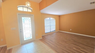 1171 Oak Landing Dr in Orange City, FL - Foto de edificio - Building Photo