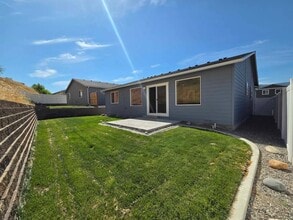 2391 SE Sage Brk Rd in East Wenatchee, WA - Building Photo - Building Photo