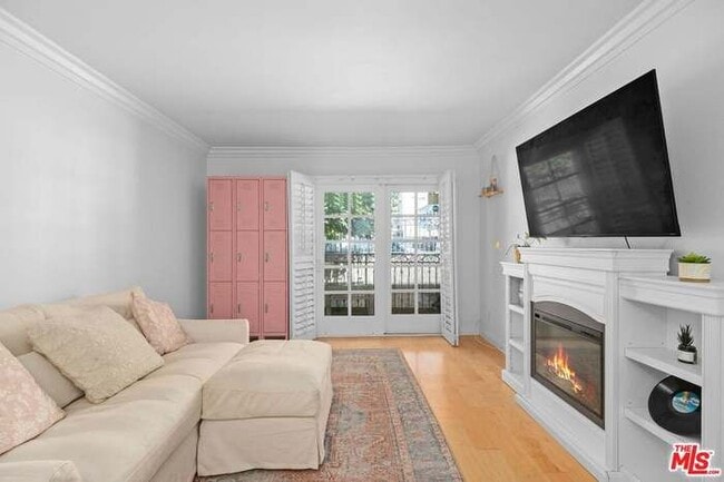 1125 Pico Blvd in Santa Monica, CA - Building Photo - Building Photo