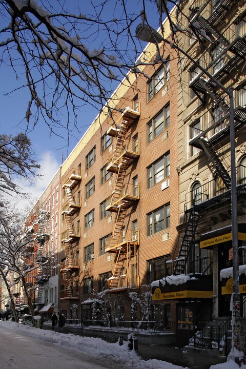 107 St. Marks Place in New York, NY - Building Photo