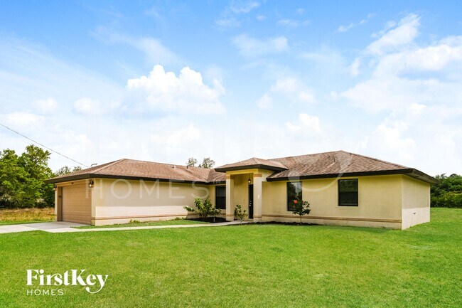 3007 44th St SW in Lehigh Acres, FL - Building Photo - Building Photo