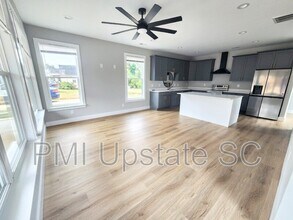 6 Dean St in Greenville, SC - Building Photo - Building Photo