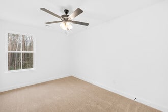 97 Crescent Ave in Gastonia, NC - Building Photo - Building Photo