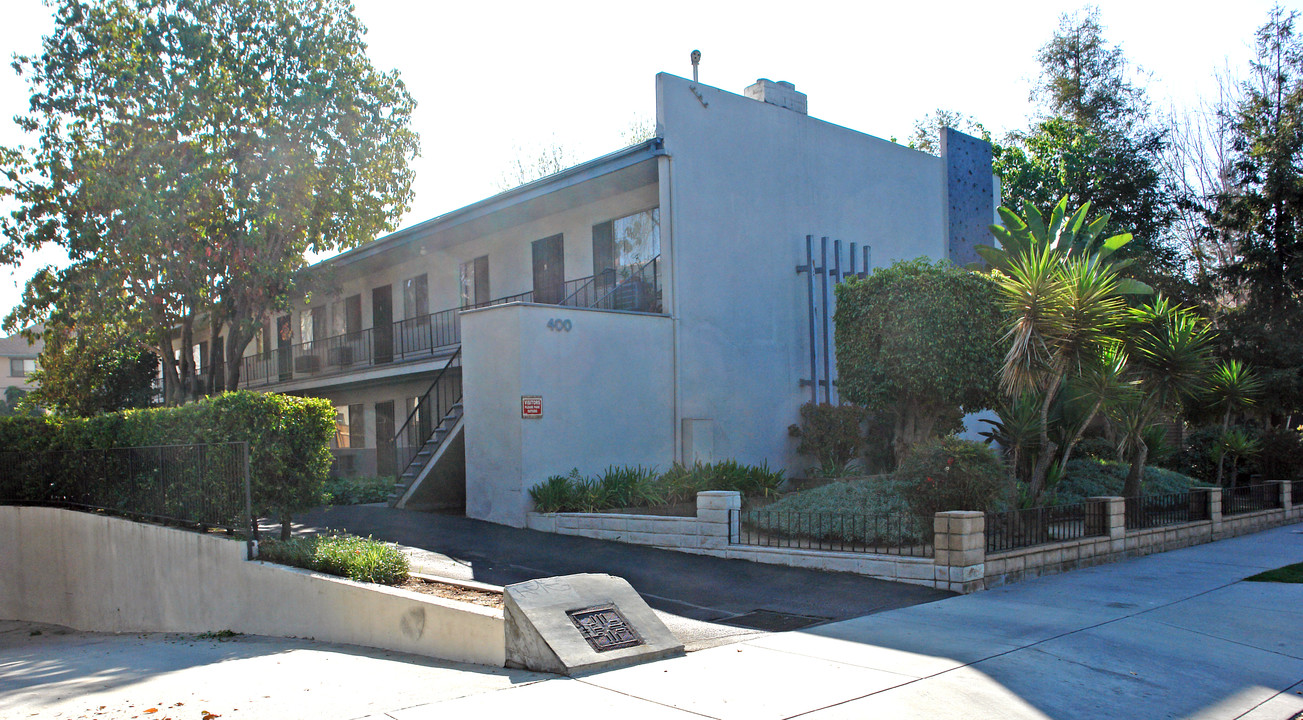 400 Marengo Ave in Pasadena, CA - Building Photo