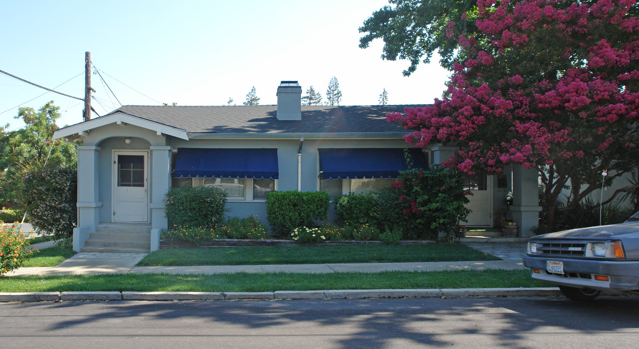 817 Talbert St in Martinez, CA - Building Photo