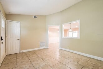 574 Sundown Ct in Apopka, FL - Building Photo - Building Photo