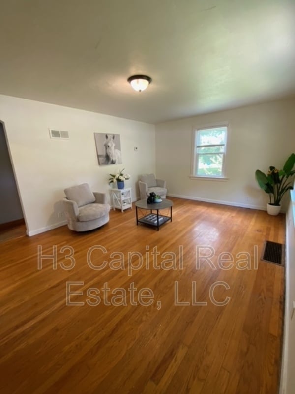 709 Payne St in Edwardsville, IL - Building Photo - Building Photo