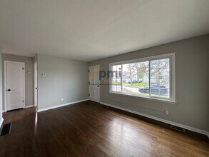 1215 170th St in Hammond, IN - Building Photo - Building Photo