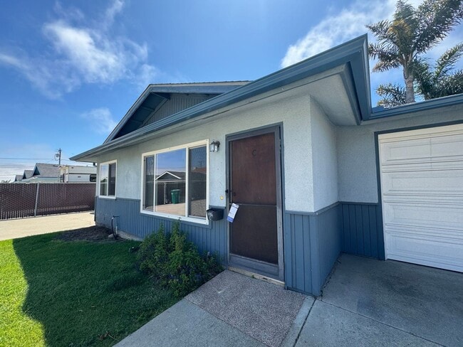 1486 Atlantic City Ave in Grover Beach, CA - Building Photo - Building Photo