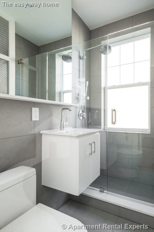 19 A Forest St in Cambridge, MA - Building Photo - Building Photo