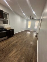 2829 W Polk St in Chicago, IL - Building Photo - Building Photo