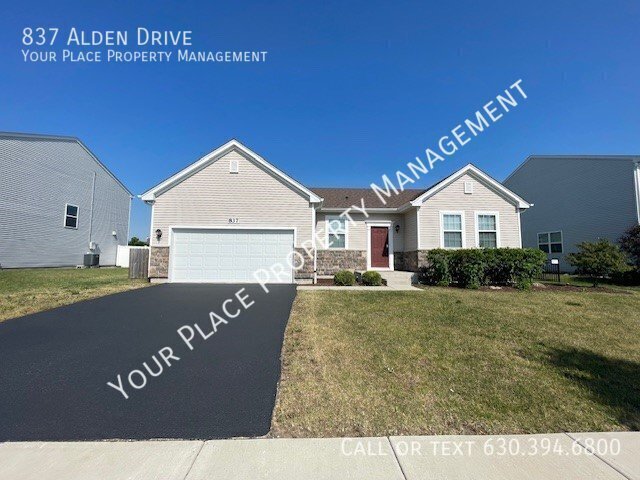 837 Alden Dr in Sycamore, IL - Foto de edificio