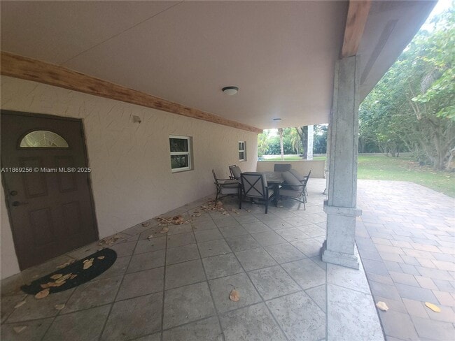 15101 SW 27th St in Davie, FL - Building Photo - Building Photo