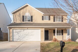 3615 Marksbury Dr in Greensboro, NC - Building Photo