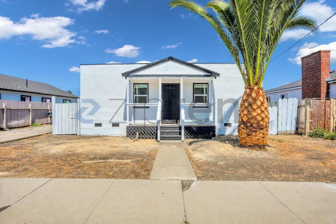 265 Cherry Dr in Salinas, CA - Building Photo